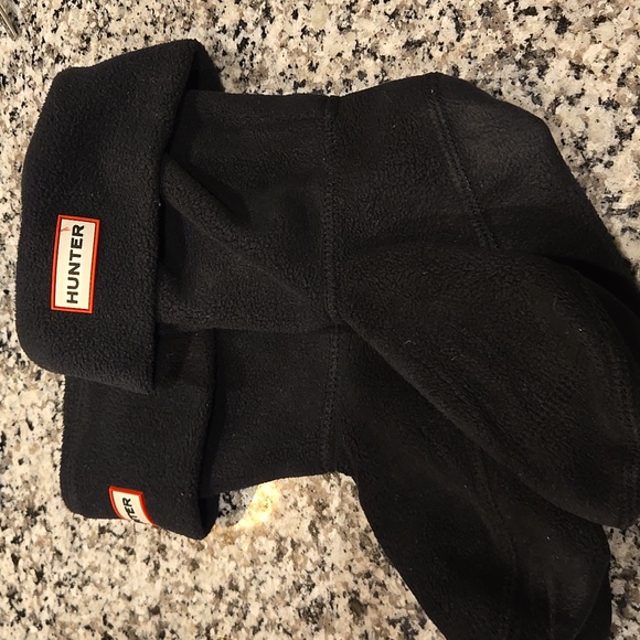 HUNTER ORIGINAL SHORT GLOSS RAIN BOOTS IN THISTLE. SIZE 9 WITH BLACK INSERTS. - Picture 13 of 13